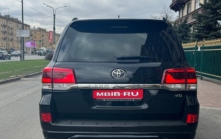 Toyota Land Cruiser 200, 2016 год, 5 500 000 рублей, 4 фотография