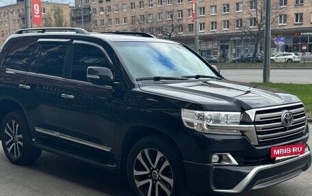 Toyota Land Cruiser 200, 2016 год, 5 500 000 рублей, 7 фотография