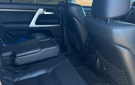 Toyota Land Cruiser 200, 2016 год, 5 500 000 рублей, 10 фотография