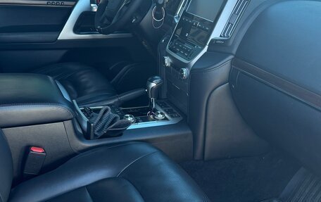 Toyota Land Cruiser 200, 2016 год, 5 500 000 рублей, 11 фотография