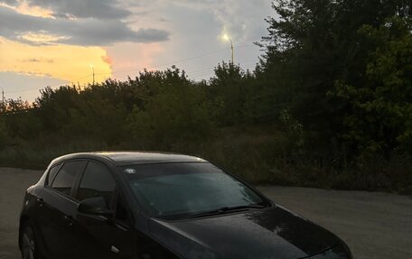 Opel Astra J, 2010 год, 800 000 рублей, 6 фотография