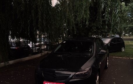 Opel Astra J, 2010 год, 800 000 рублей, 4 фотография