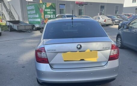 Skoda Rapid I, 2014 год, 800 000 рублей, 5 фотография