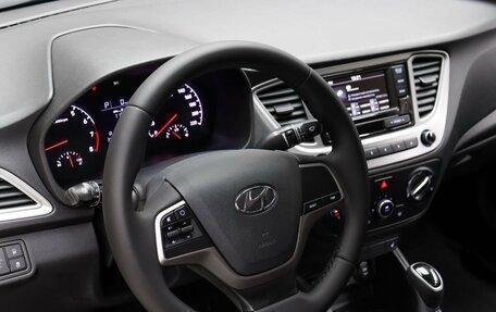 Hyundai Solaris II рестайлинг, 2019 год, 1 379 000 рублей, 8 фотография