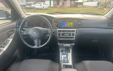 Toyota Corolla, 2004 год, 680 000 рублей, 12 фотография