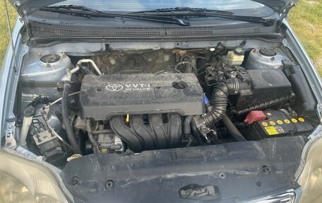 Toyota Corolla, 2004 год, 680 000 рублей, 21 фотография