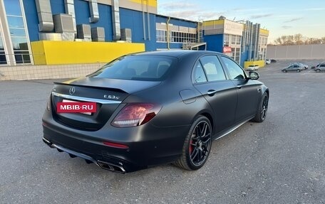 Mercedes-Benz E-Класс AMG, 2018 год, 8 950 000 рублей, 5 фотография
