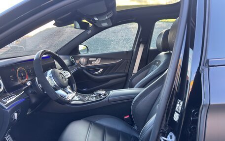 Mercedes-Benz E-Класс AMG, 2018 год, 8 950 000 рублей, 15 фотография