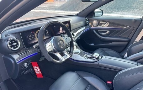 Mercedes-Benz E-Класс AMG, 2018 год, 8 950 000 рублей, 14 фотография