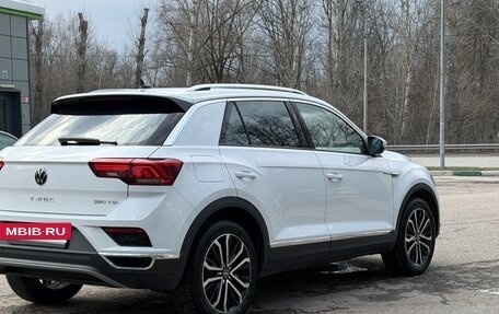 Volkswagen T-Roc I, 2021 год, 2 350 000 рублей, 4 фотография