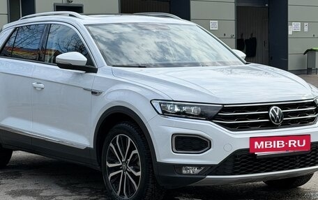 Volkswagen T-Roc I, 2021 год, 2 350 000 рублей, 6 фотография