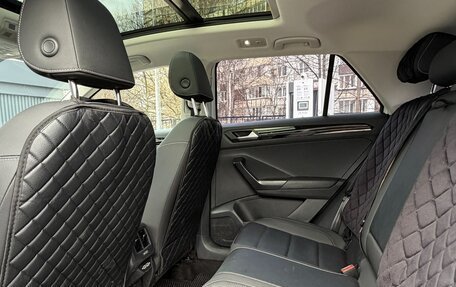 Volkswagen T-Roc I, 2021 год, 2 350 000 рублей, 19 фотография