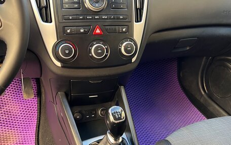 KIA cee'd I рестайлинг, 2010 год, 770 000 рублей, 38 фотография