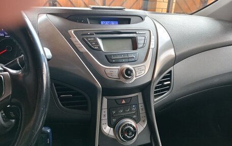 Hyundai Elantra V, 2012 год, 820 000 рублей, 5 фотография