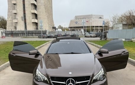 Mercedes-Benz E-Класс, 2014 год, 1 620 000 рублей, 2 фотография