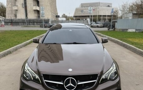 Mercedes-Benz E-Класс, 2014 год, 1 620 000 рублей, 3 фотография