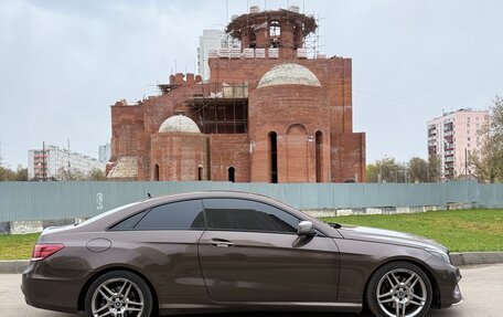 Mercedes-Benz E-Класс, 2014 год, 1 620 000 рублей, 11 фотография