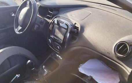 Renault Kaptur I рестайлинг, 2019 год, 650 000 рублей, 4 фотография