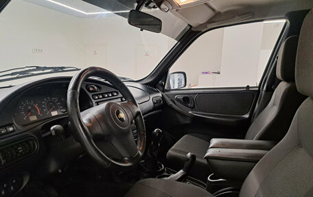 Chevrolet Niva I рестайлинг, 2013 год, 422 000 рублей, 16 фотография