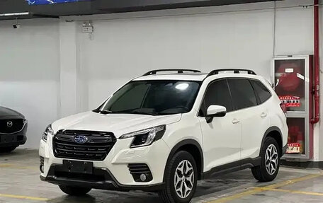 Subaru Forester, 2022 год, 2 380 000 рублей, 1 фотография