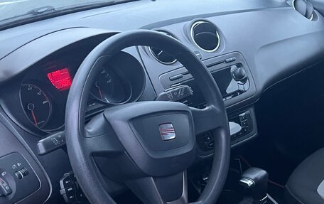 SEAT Ibiza IV рестайлинг 2, 2012 год, 725 000 рублей, 18 фотография