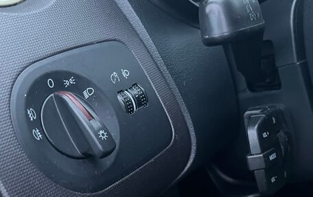 SEAT Ibiza IV рестайлинг 2, 2012 год, 725 000 рублей, 19 фотография