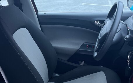 SEAT Ibiza IV рестайлинг 2, 2012 год, 725 000 рублей, 26 фотография