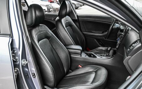 KIA K5 I рестайлинг, 2011 год, 1 199 000 рублей, 8 фотография