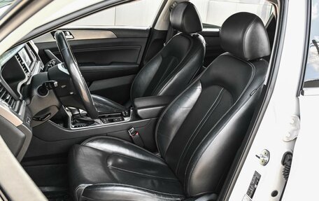 Hyundai Sonata VII, 2018 год, 2 384 000 рублей, 10 фотография