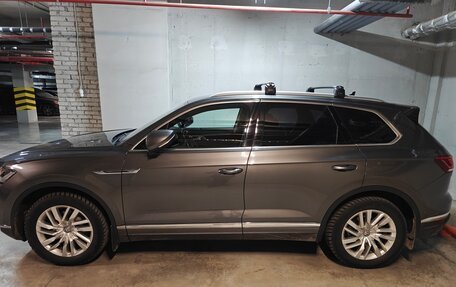 Volkswagen Touareg III, 2019 год, 3 900 000 рублей, 3 фотография