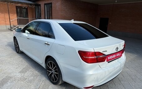 Toyota Camry, 2015 год, 1 880 000 рублей, 3 фотография