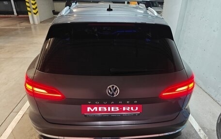 Volkswagen Touareg III, 2019 год, 3 900 000 рублей, 2 фотография