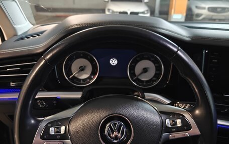 Volkswagen Touareg III, 2019 год, 3 900 000 рублей, 9 фотография