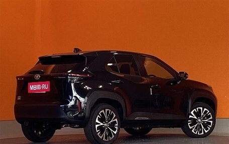 Toyota Yaris Cross, 2024 год, 1 670 000 рублей, 5 фотография