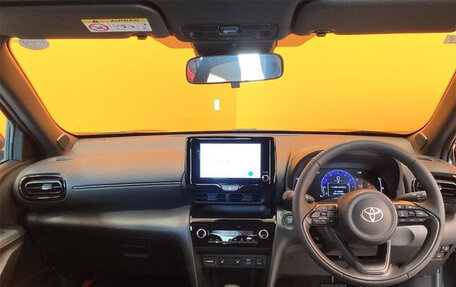 Toyota Yaris Cross, 2024 год, 1 670 000 рублей, 11 фотография