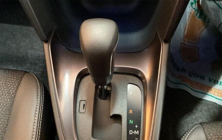 Toyota Yaris Cross, 2024 год, 1 670 000 рублей, 16 фотография