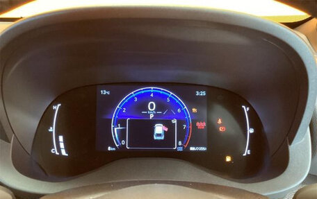 Toyota Yaris Cross, 2024 год, 1 670 000 рублей, 14 фотография