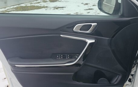 KIA cee'd III, 2018 год, 1 700 000 рублей, 8 фотография