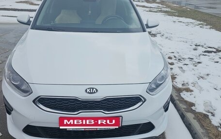 KIA cee'd III, 2018 год, 1 700 000 рублей, 2 фотография