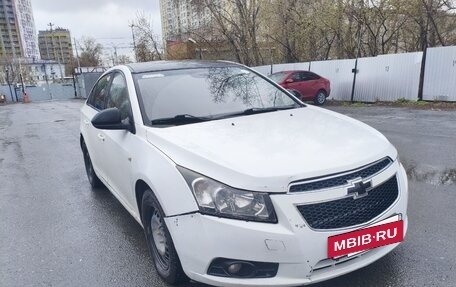 Chevrolet Cruze II, 2011 год, 400 000 рублей, 3 фотография