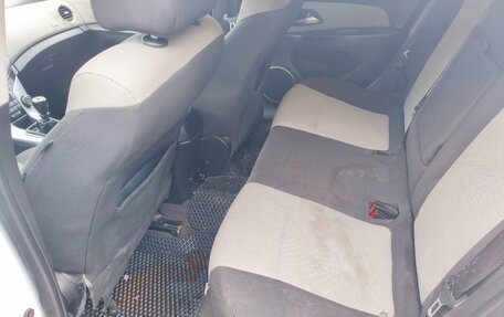 Chevrolet Cruze II, 2011 год, 400 000 рублей, 7 фотография