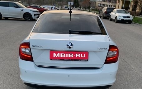 Skoda Rapid I, 2018 год, 1 450 000 рублей, 6 фотография