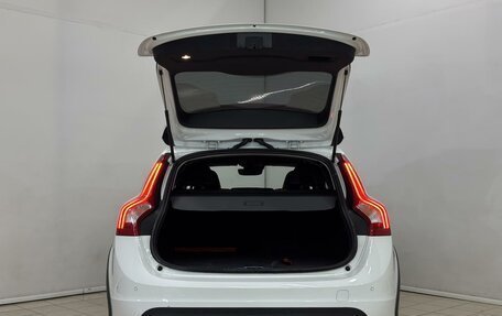 Volvo V60 Cross Country II, 2018 год, 2 399 000 рублей, 6 фотография