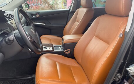 Toyota Camry, 2017 год, 2 850 000 рублей, 9 фотография