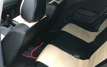 Nissan Almera, 2005 год, 350 000 рублей, 9 фотография