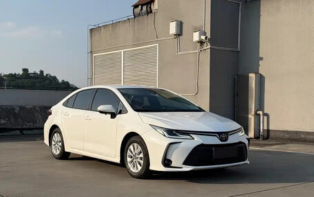 Toyota Corolla, 2021 год, 1 200 000 рублей, 3 фотография
