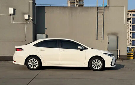 Toyota Corolla, 2021 год, 1 200 000 рублей, 4 фотография