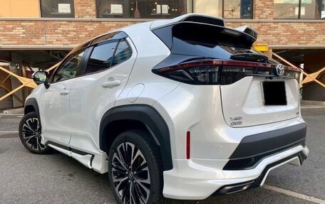 Toyota Yaris Cross, 2023 год, 1 548 000 рублей, 7 фотография