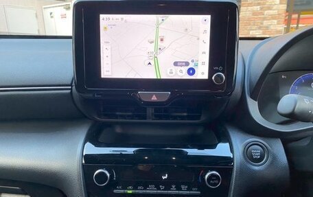 Toyota Yaris Cross, 2023 год, 1 548 000 рублей, 21 фотография