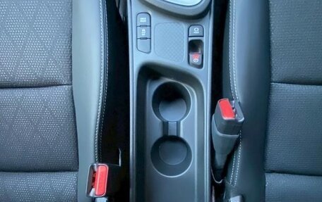 Toyota Yaris Cross, 2023 год, 1 548 000 рублей, 25 фотография